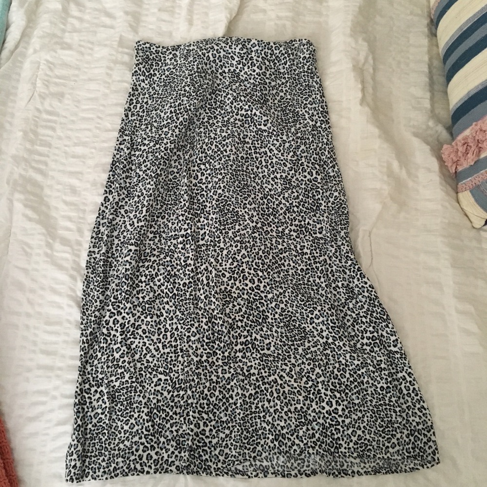 BRANDY MELVILLE cheetah print skirt